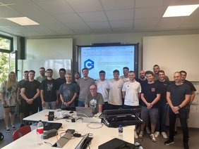 Live-Coding-Seminar mit externem Dozenten in der Programmiersprache C – Bild