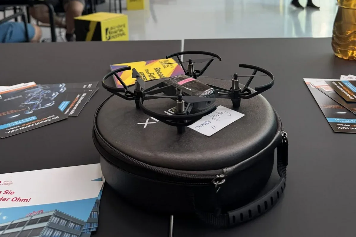 Die handtellergroßen Drohnen für den autonomen Flug
