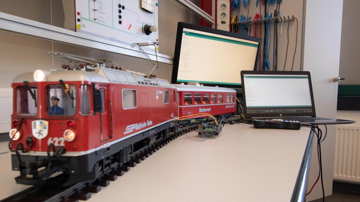 Modelleisenbahn mit Mikrocontroller