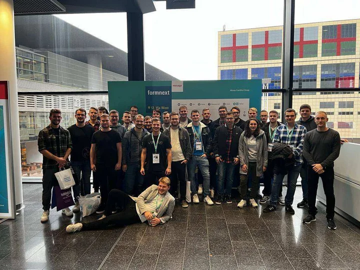 Messebesuch der Klasse MT2 auf der Formnext 2023 in Frankfurt – Bild