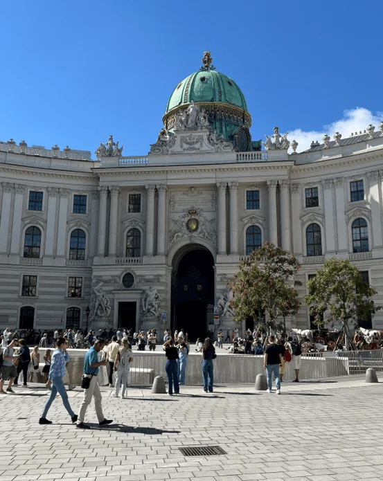 ERASMUS-Praktikumsbericht: Neubau des Technikums 2 an der Johannes-Kepler-Universität in Linz – Beitragsbild